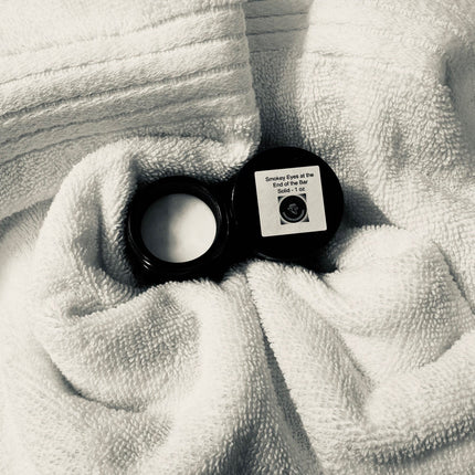 Smokey Eyes at the End of the Bar Solid Scent